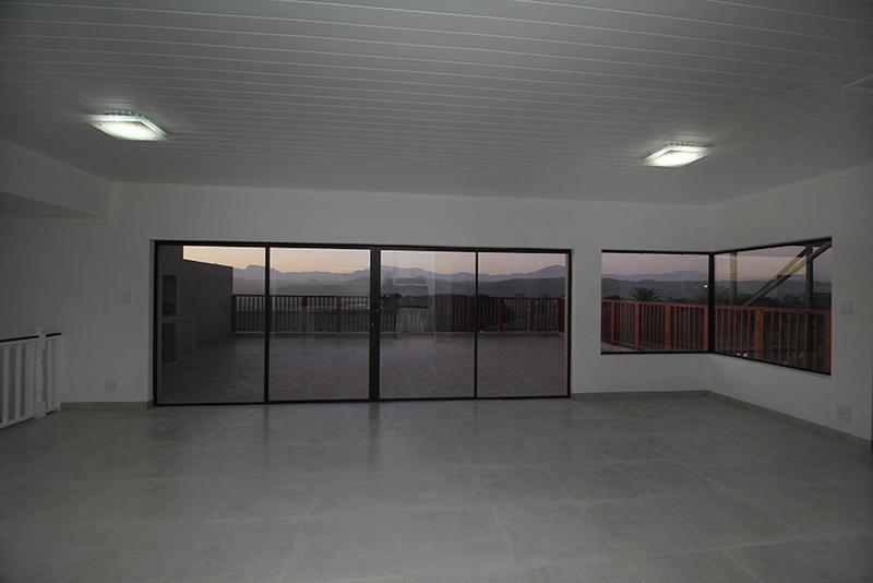3 Bedroom Property for Sale in Fraaiuitsig Western Cape